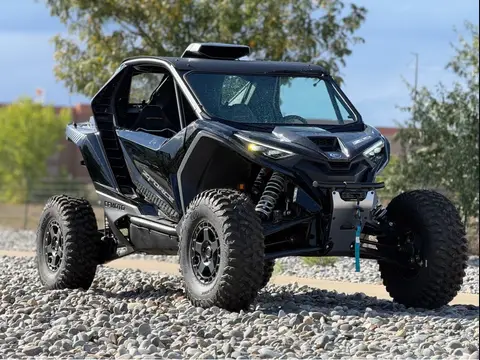 2026 CFMOTO ZFORCE Z10 - w/ Windows and Roof Kit