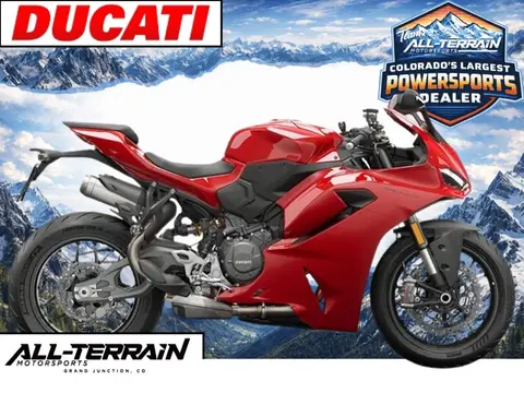 2026 Ducati Panigale V2 - Demo